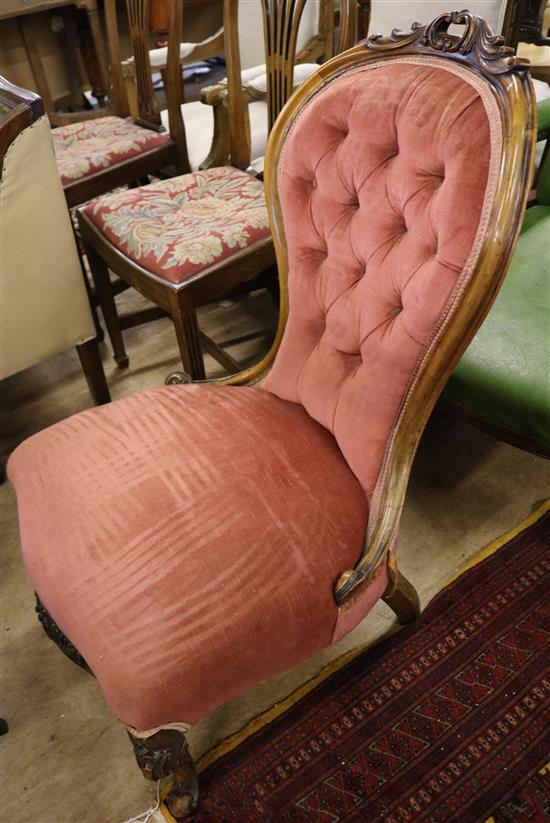 Victorian showwood nursing chair(-)